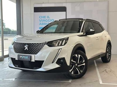 Peugeot 2008 motore elettrico 136 CV GT Line del 2020 usata a Venezia