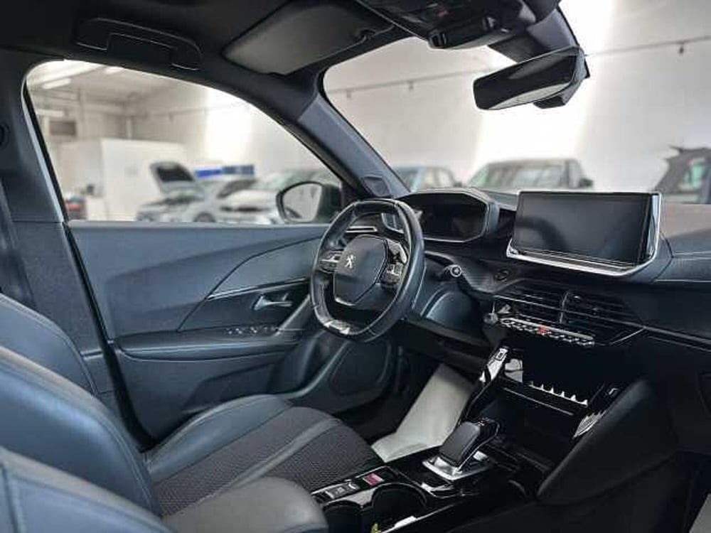 Peugeot 2008 usata a Venezia (12)