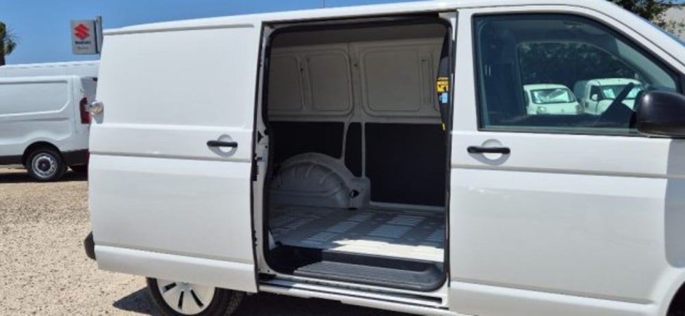 Volkswagen Veicoli Commerciali Transporter Furgone usata a Oristano (12)