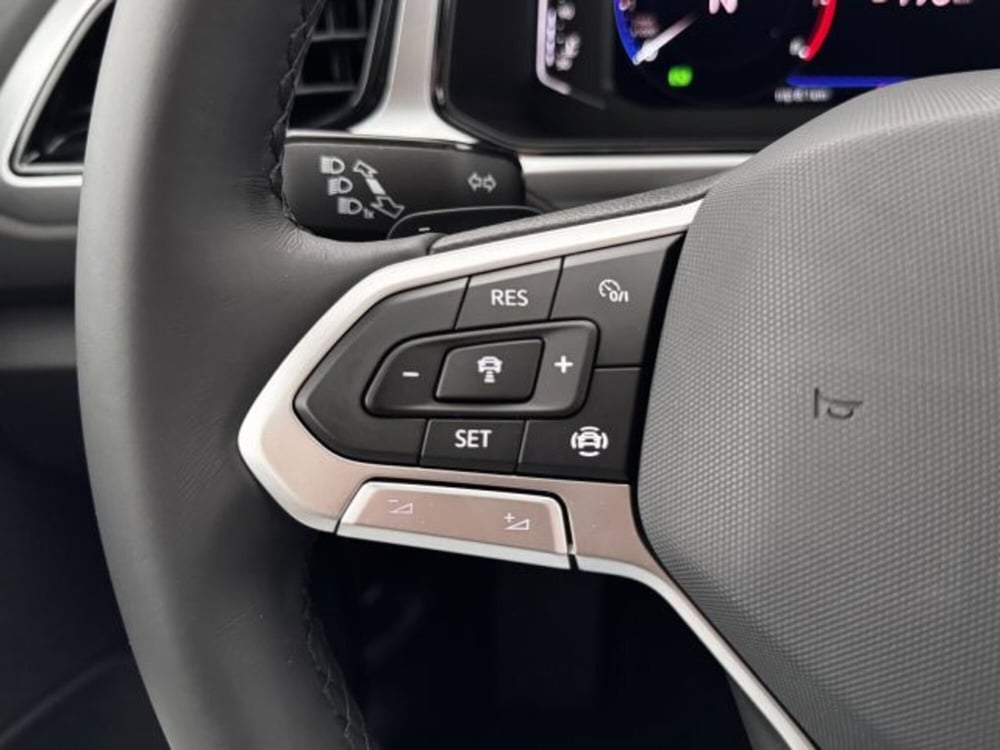 Volkswagen T-Roc nuova a Vicenza (18)