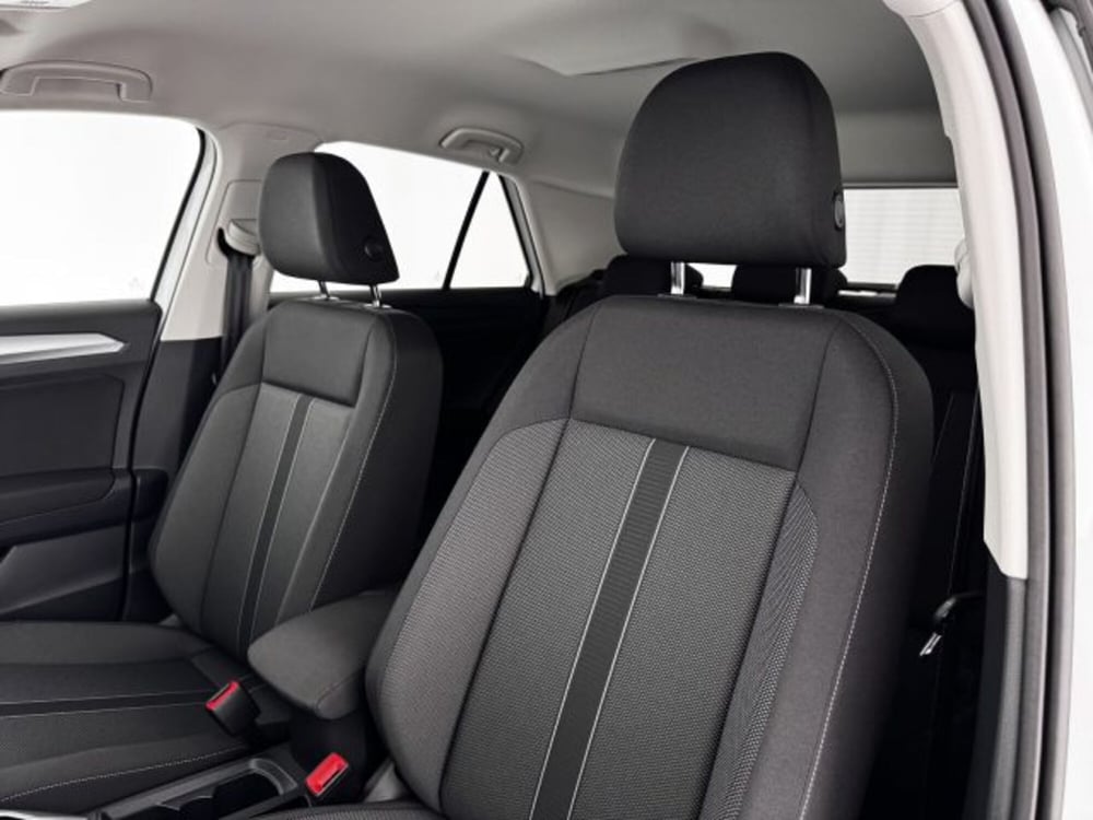 Volkswagen T-Roc nuova a Vicenza (8)