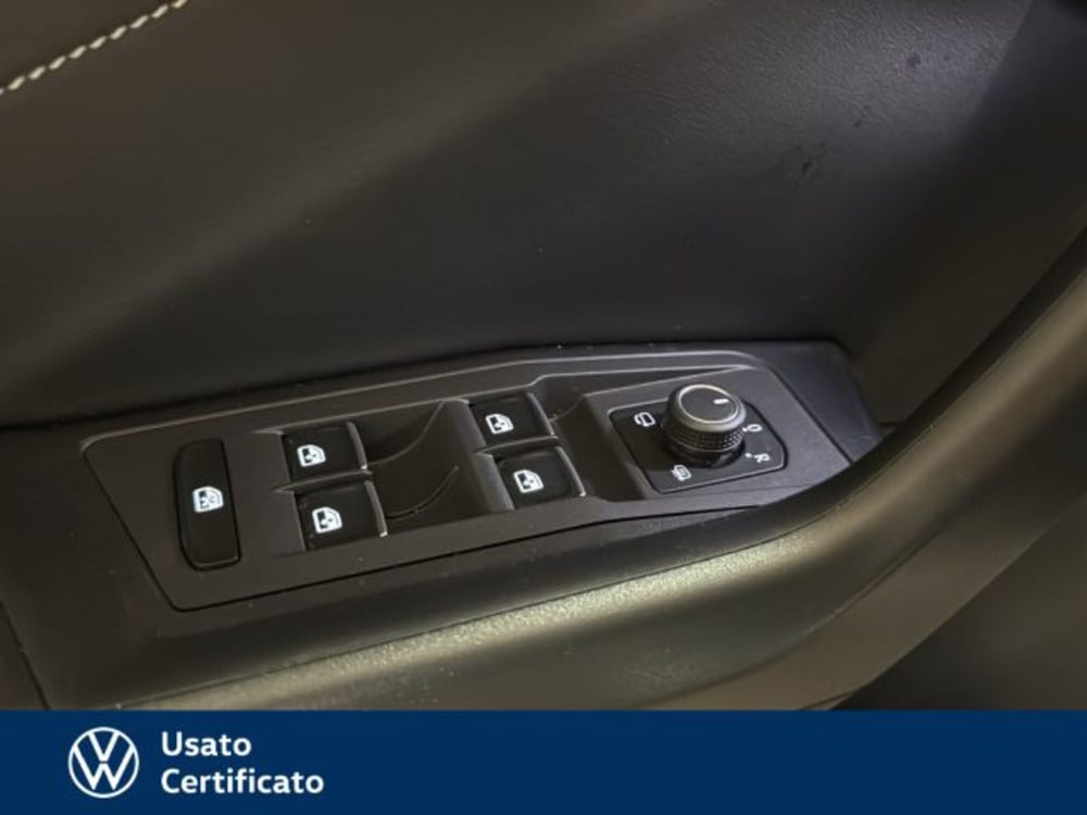 Volkswagen T-Roc usata a Vicenza (15)