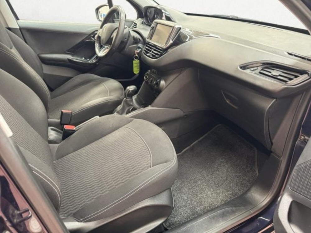 Peugeot 208 usata a Treviso (11)
