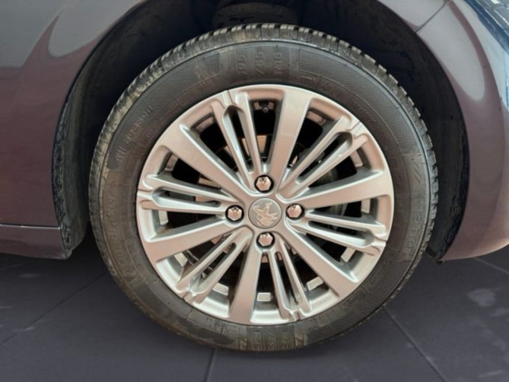 Peugeot 208 usata a Treviso (16)