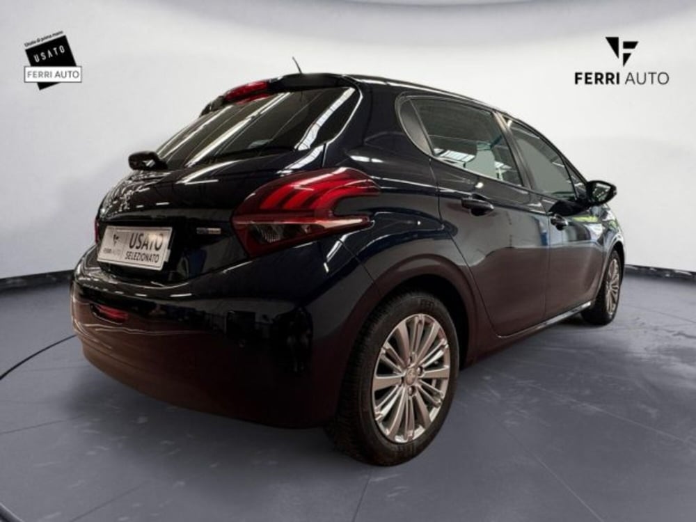 Peugeot 208 usata a Treviso (7)