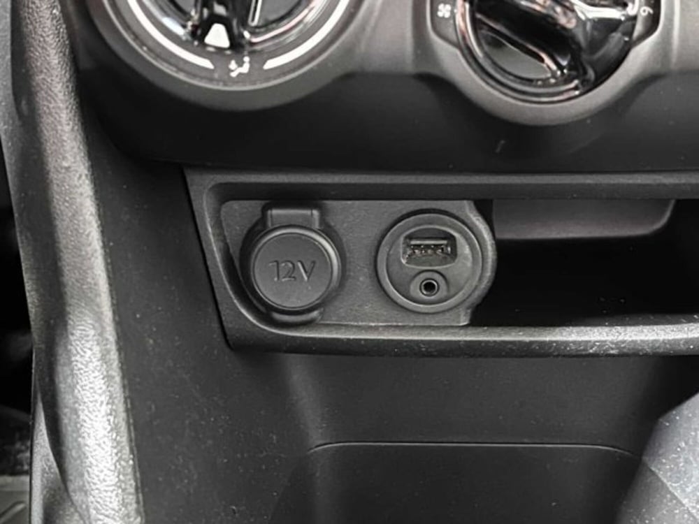 Peugeot 208 usata a Sondrio (19)