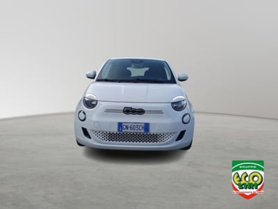 Fiat 500e Icon Berlina 42 kWh del 2022 usata a San Giorgio a Liri