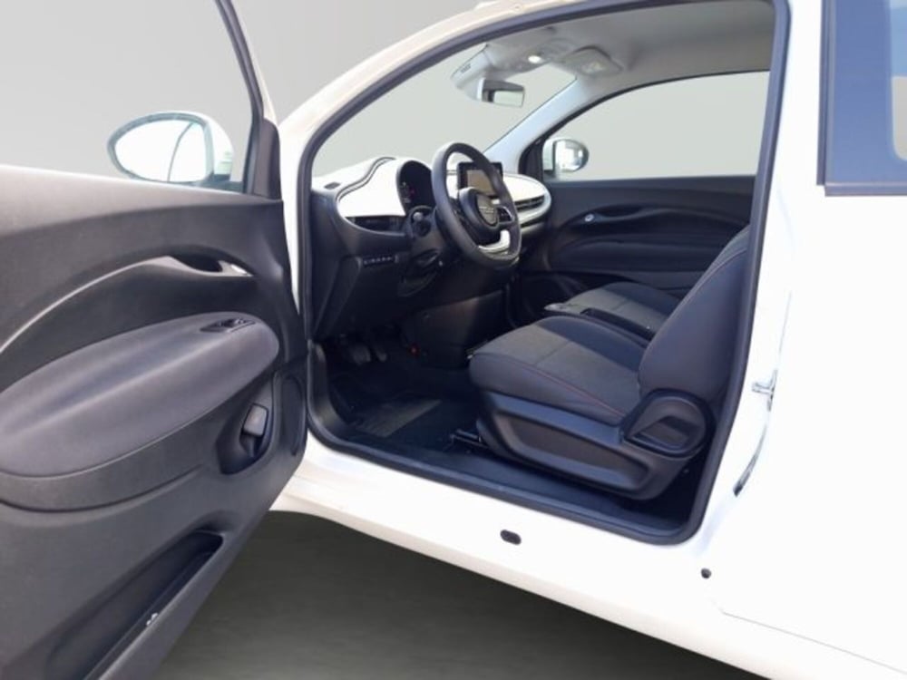 Fiat 500e usata a Frosinone (15)