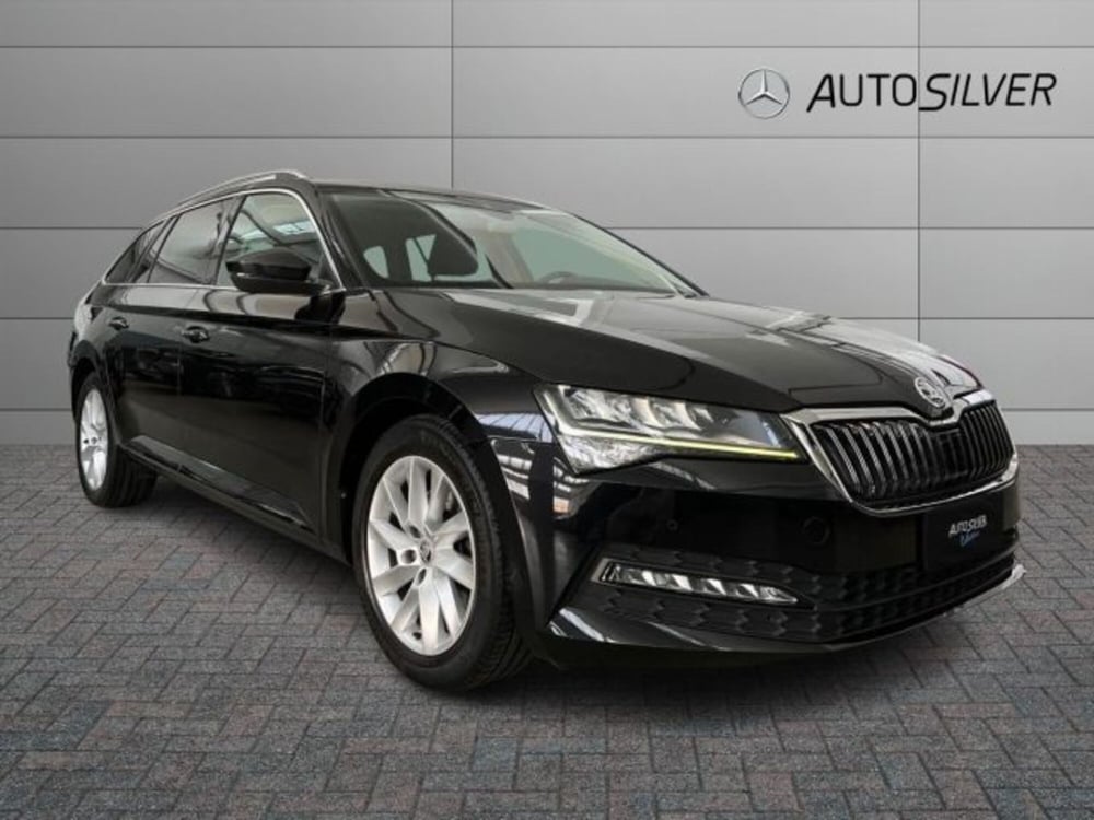 Skoda Superb Station Wagon usata a Verona