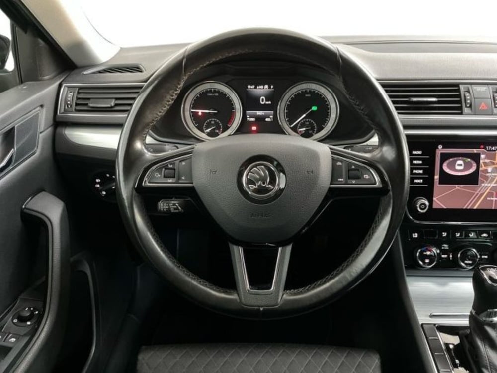 Skoda Superb Station Wagon usata a Verona (11)