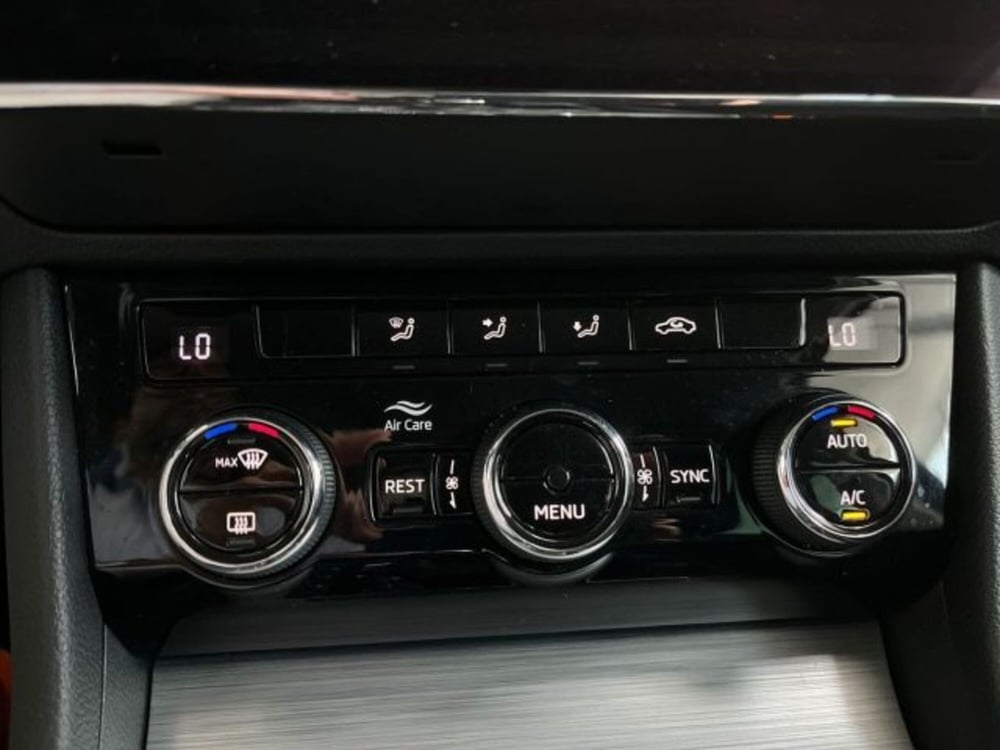Skoda Superb Station Wagon usata a Verona (14)