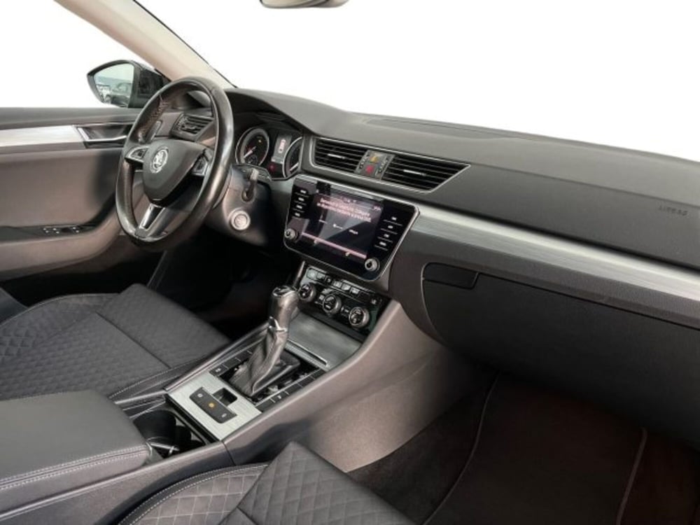 Skoda Superb Station Wagon usata a Verona (15)