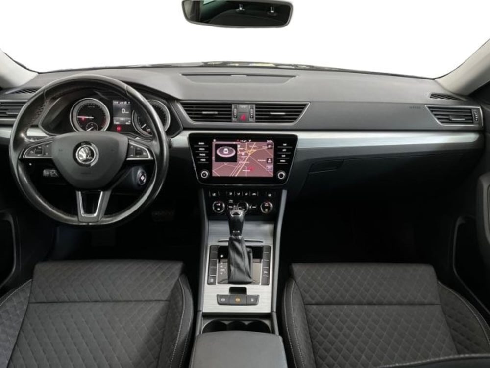 Skoda Superb Station Wagon usata a Verona (9)