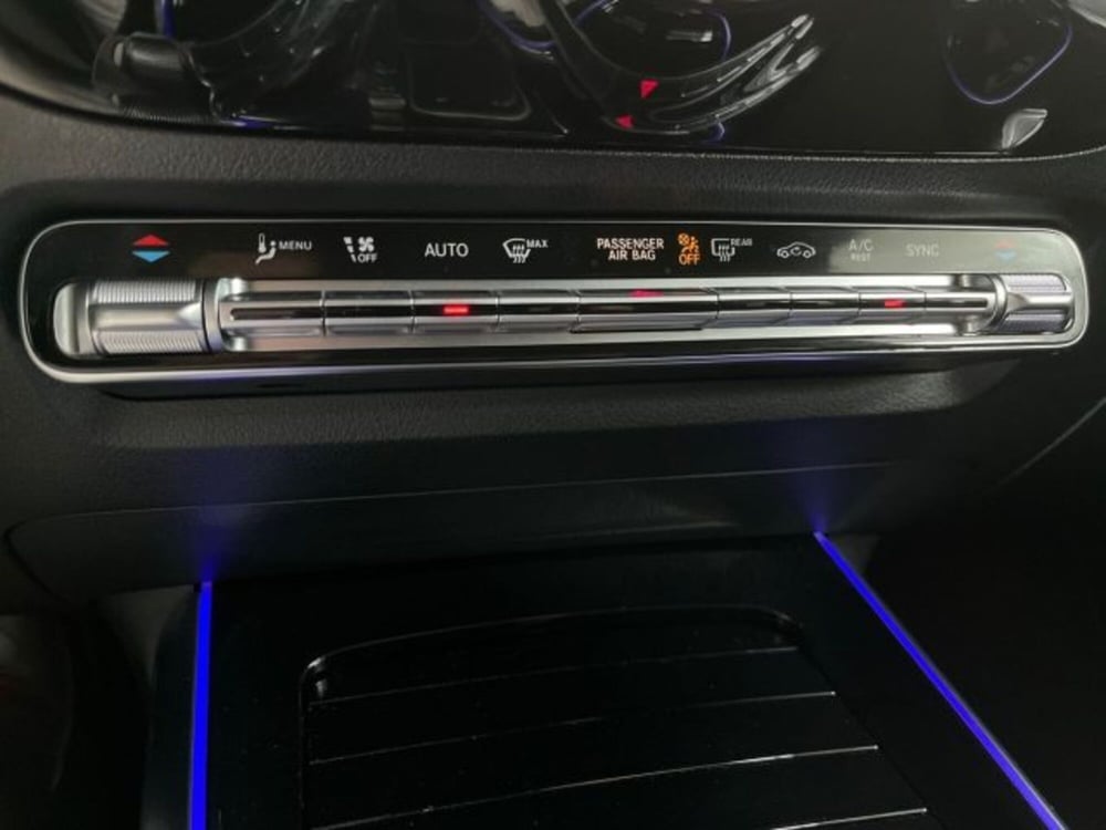 Mercedes-Benz GLA SUV usata a Verona (14)