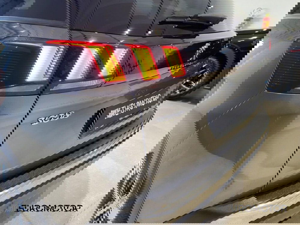 Peugeot 3008 usata a Bari (13)