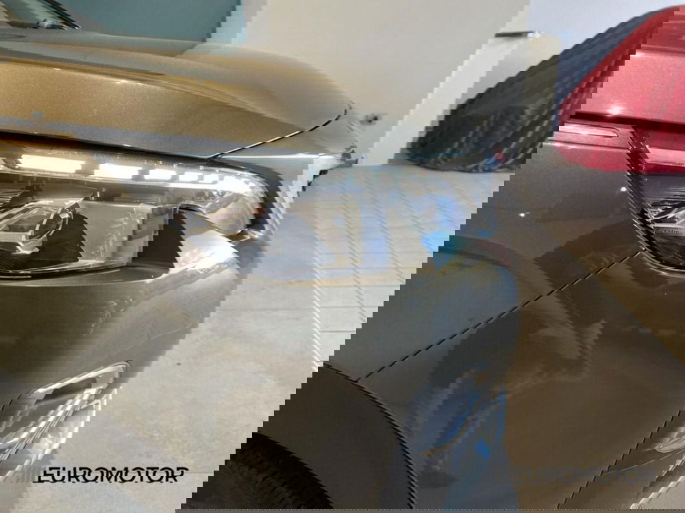 Peugeot 3008 usata a Bari (7)