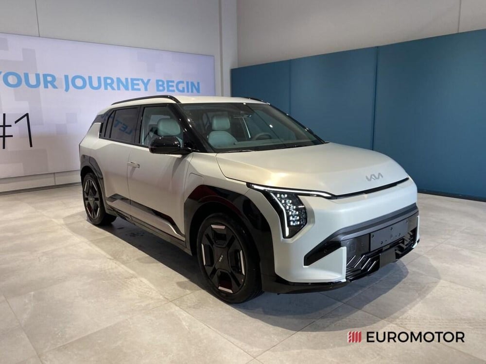 Kia EV3 nuova a Bari (3)