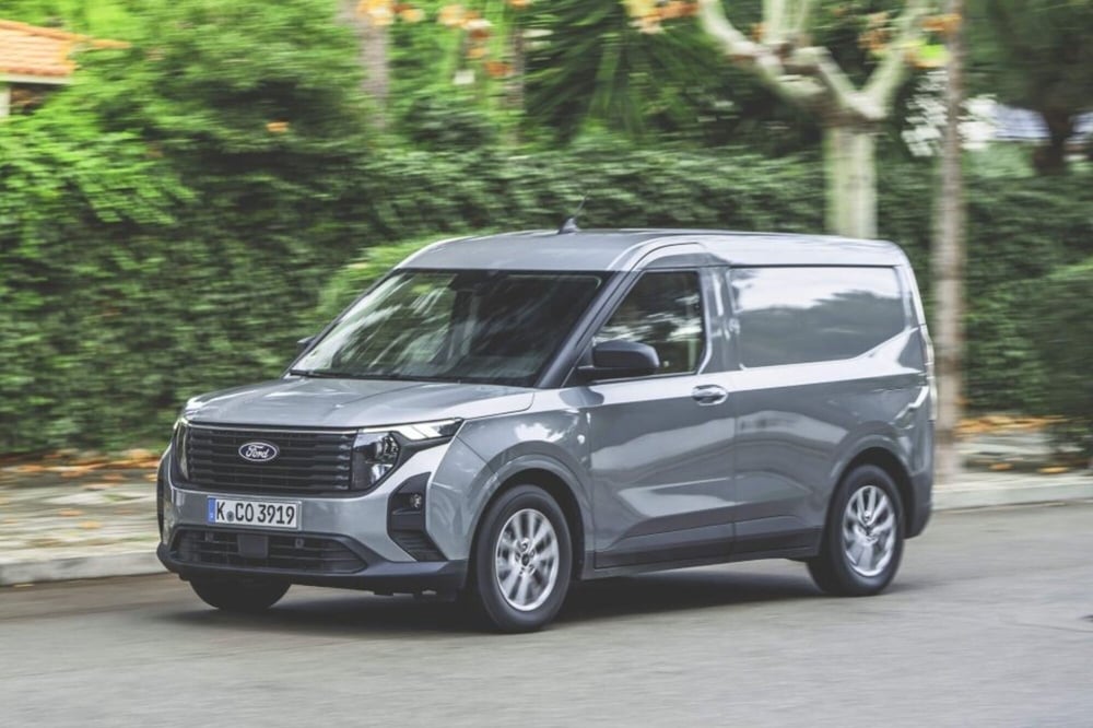 Ford Transit Courier nuova a Palermo (2)