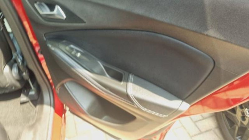 Opel Grandland X usata a Savona (11)