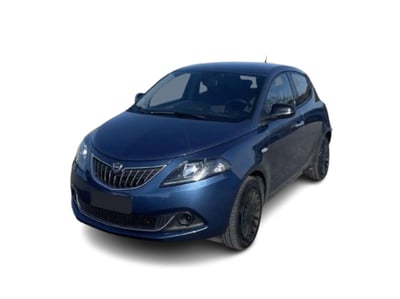 Lancia Ypsilon 1.0 FireFly 5 porte S&amp;S Hybrid Silver Plus del 2021 usata a Bari