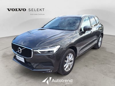 Volvo XC60 B4 (d) AWD Geartronic Momentum Pro del 2020 usata a Bari