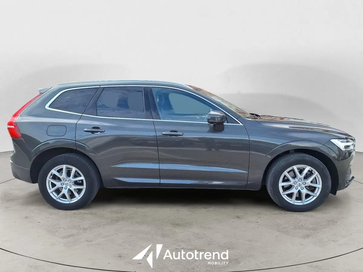 Volvo XC60 usata a Bari (5)
