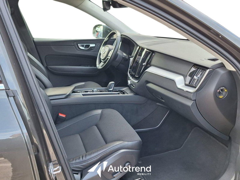 Volvo XC60 usata a Bari (7)