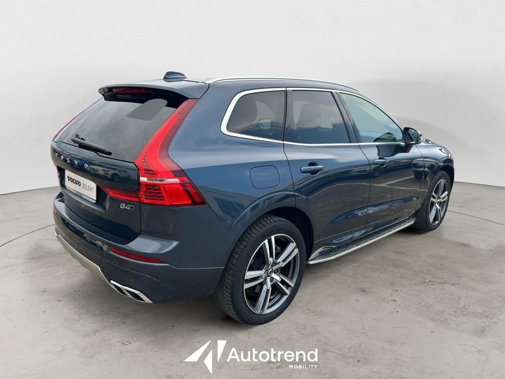 Volvo XC60 usata a Bari (5)