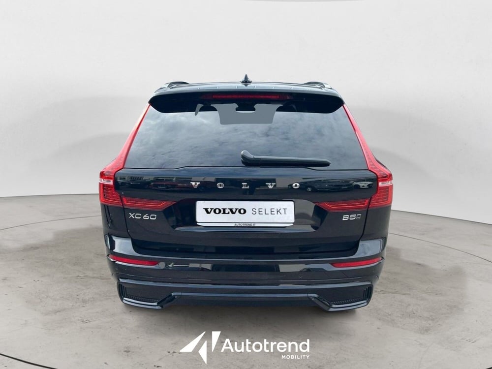 Volvo XC60 usata a Bari (4)