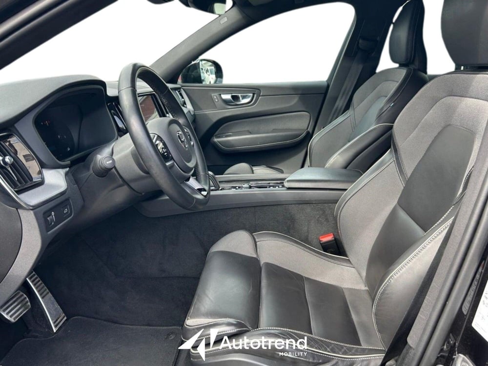 Volvo XC60 usata a Bari (5)