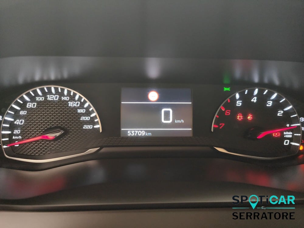 Peugeot 2008 usata a Como (9)