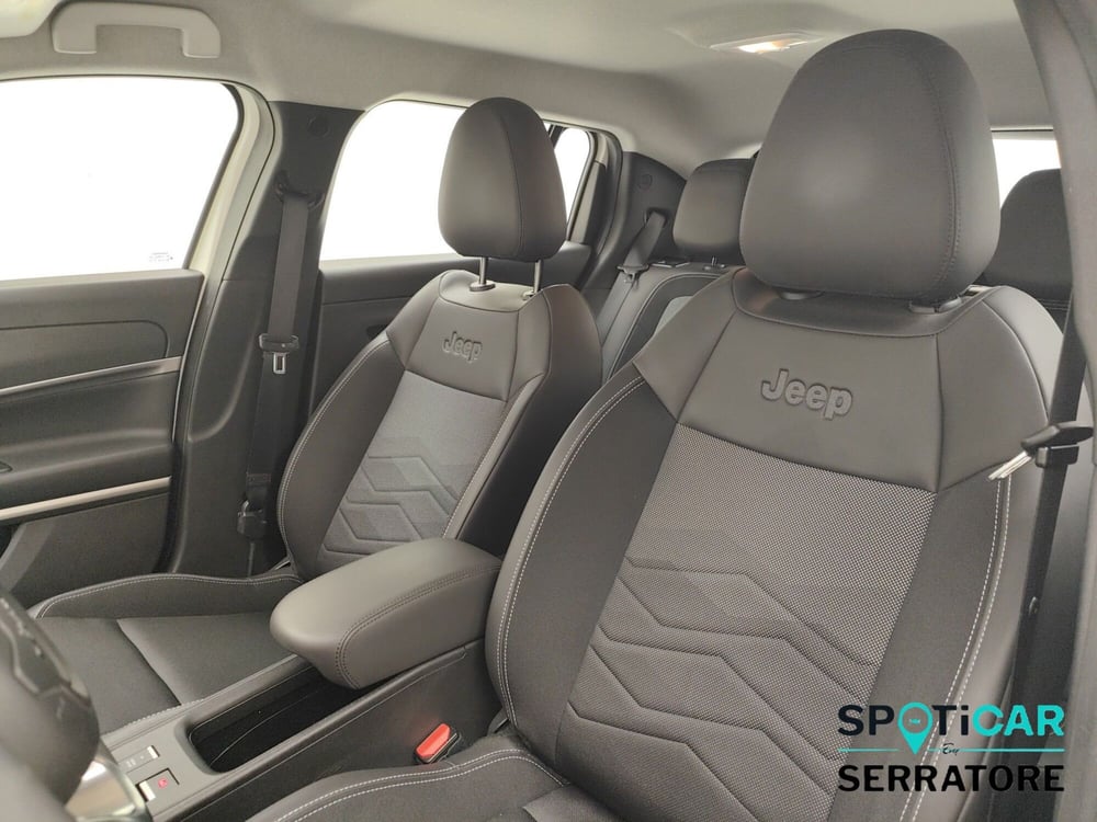 Jeep Avenger usata a Como (13)