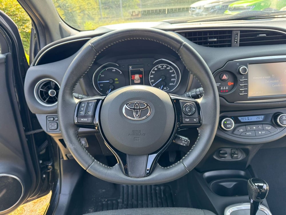 Toyota Yaris usata a Como (8)