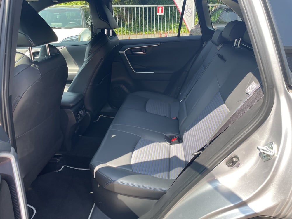 Toyota Rav4 usata a Piacenza (11)