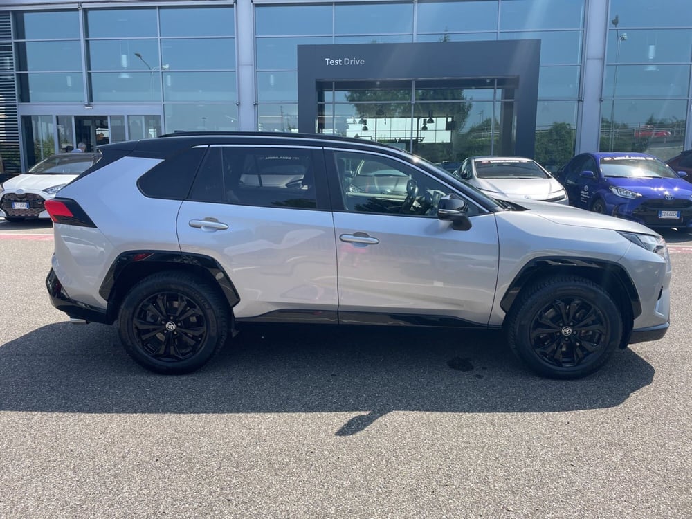 Toyota Rav4 usata a Piacenza (8)