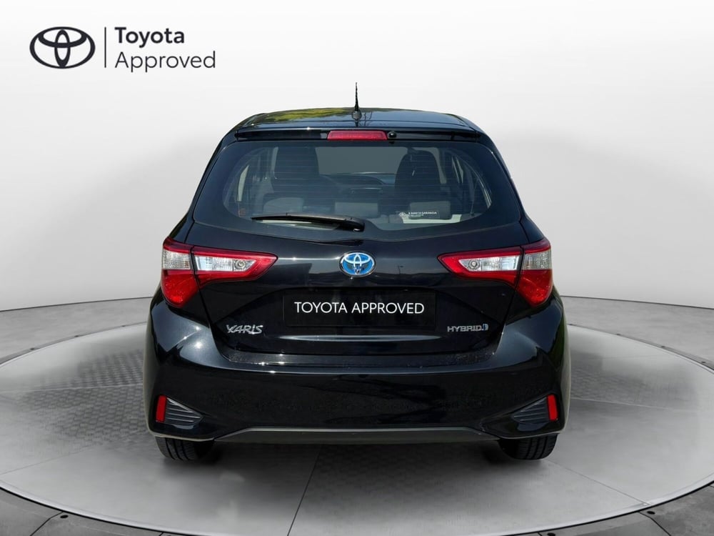 Toyota Yaris usata a Como (4)
