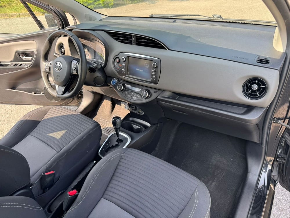 Toyota Yaris usata a Como (6)