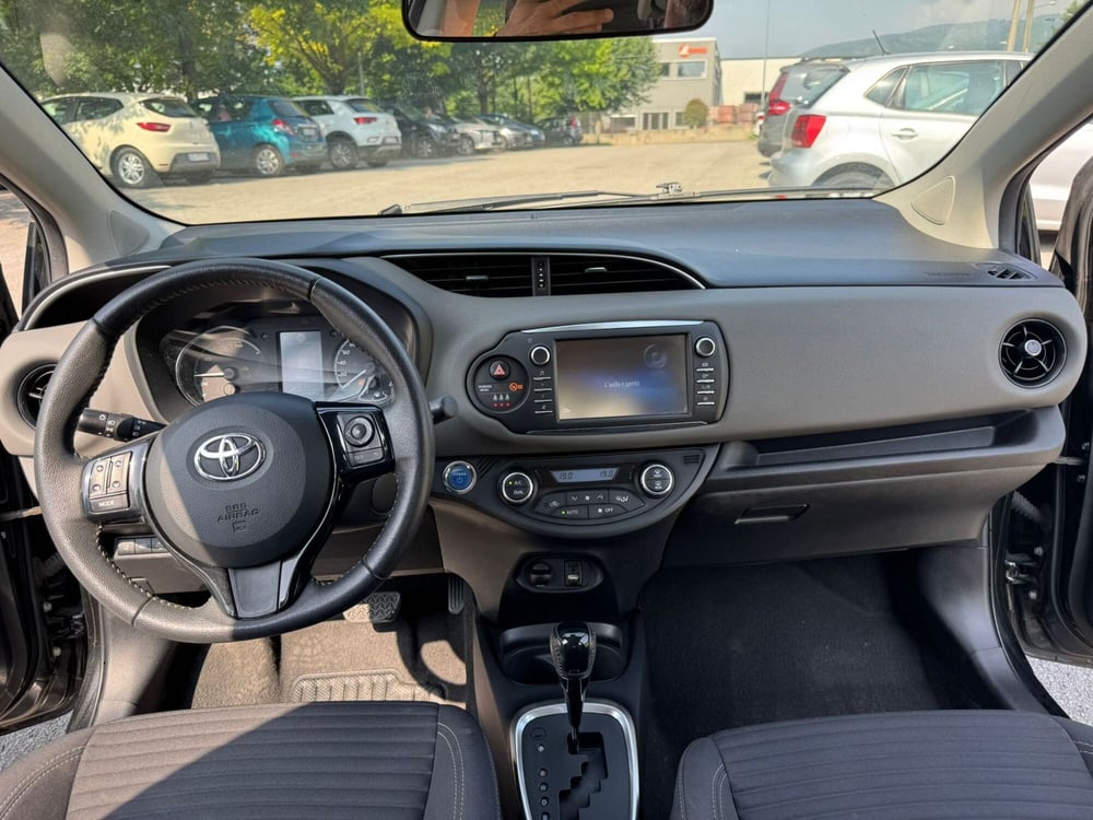 Toyota Yaris usata a Como (7)