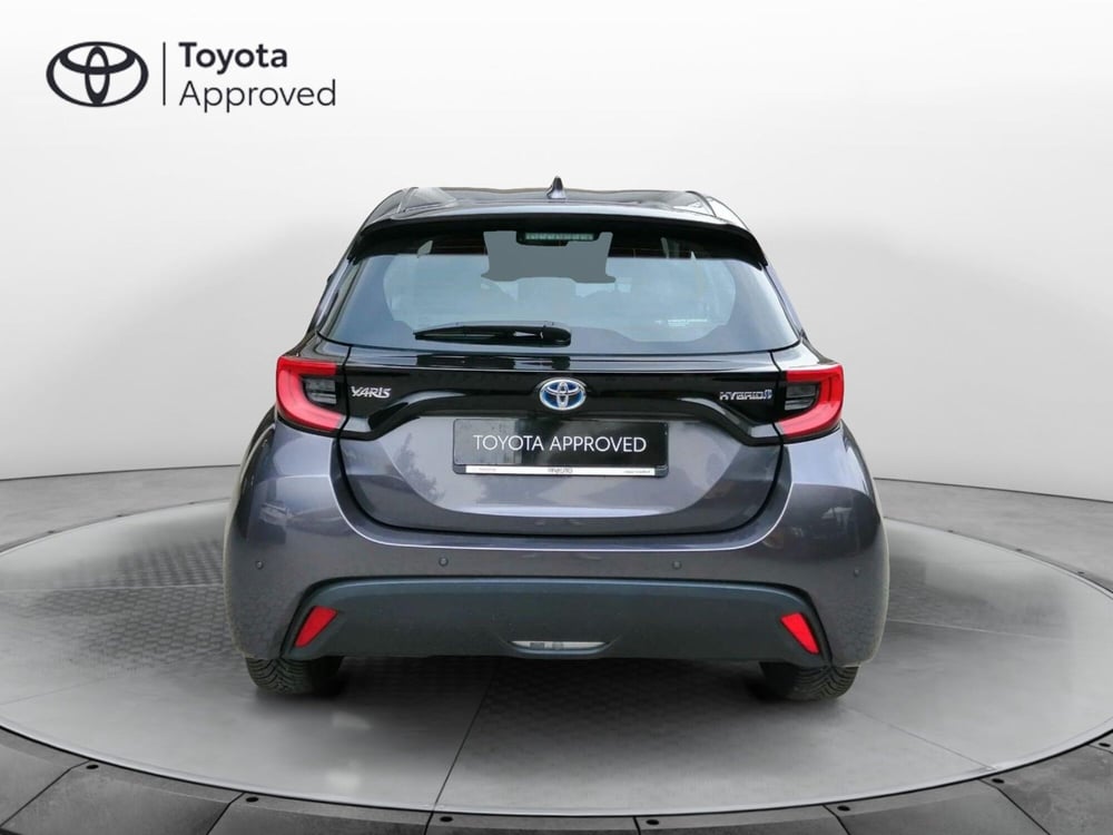 Toyota Yaris usata a Como (4)