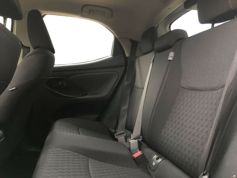 Toyota Yaris usata a Lecco (11)