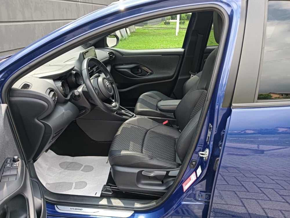 Toyota Yaris usata a Como (7)