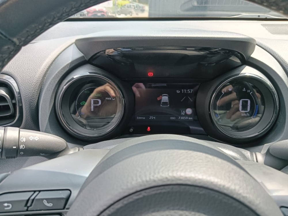 Toyota Yaris usata a Como (9)