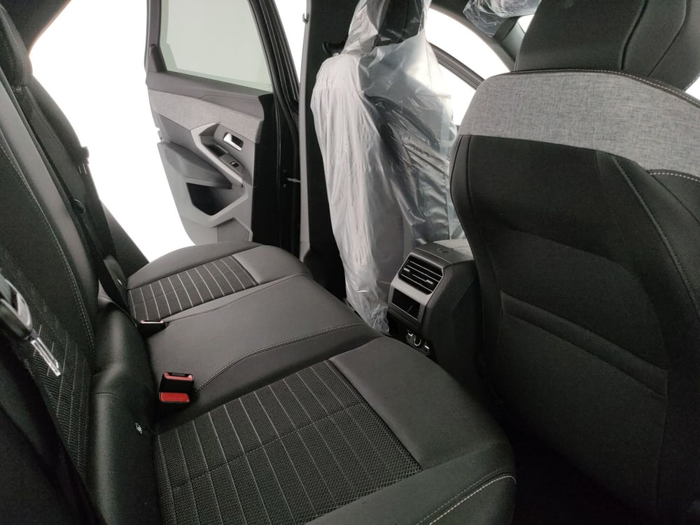 Peugeot 3008 nuova a Caserta (11)