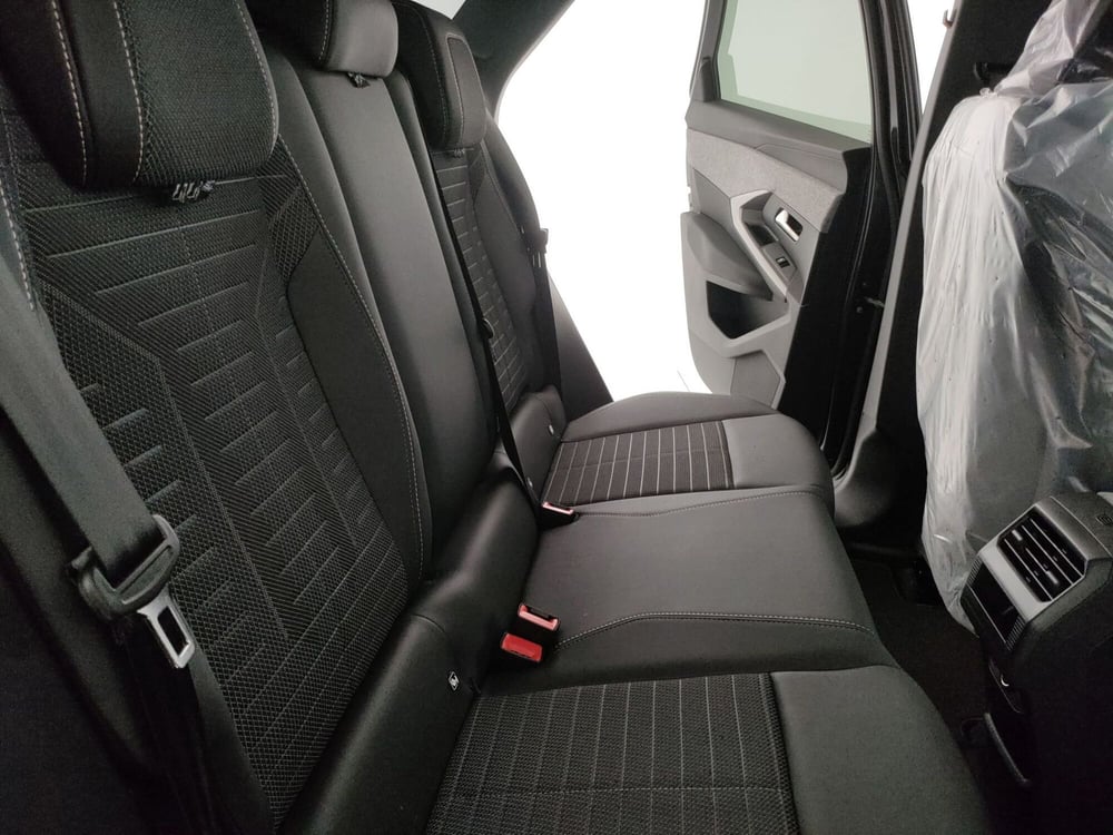 Peugeot 3008 nuova a Caserta (12)