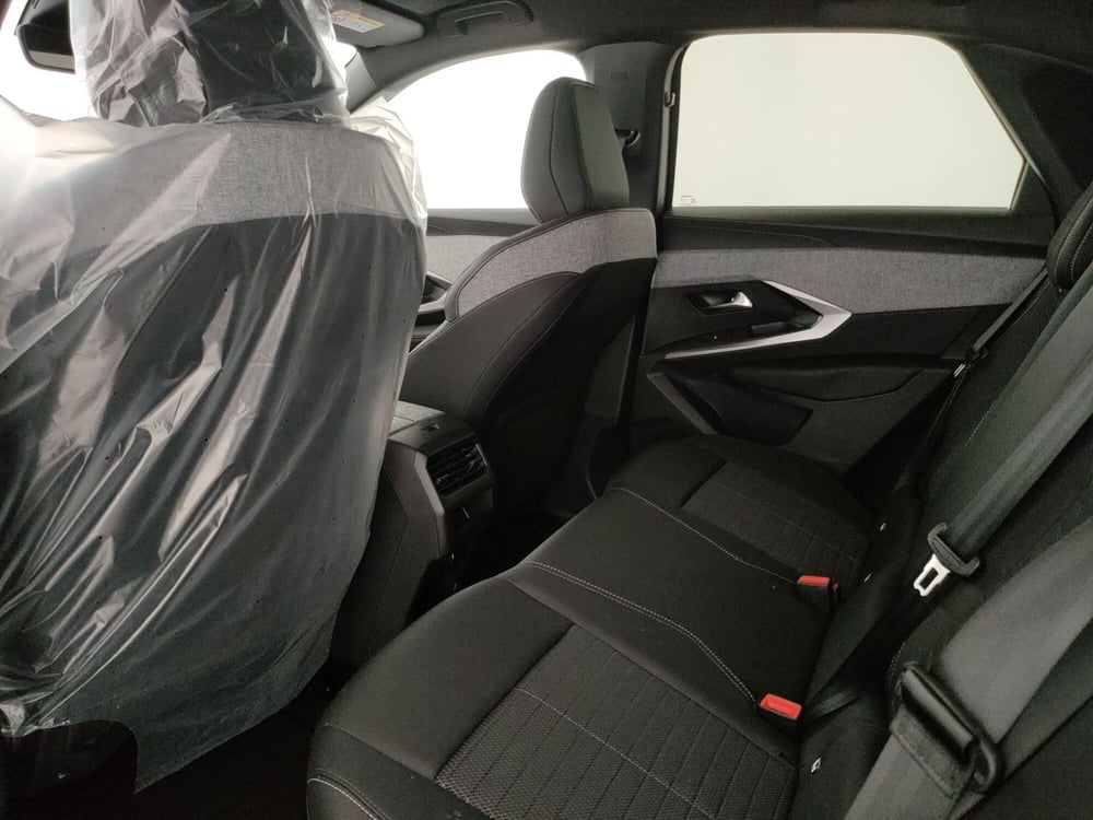 Peugeot 3008 nuova a Caserta (16)