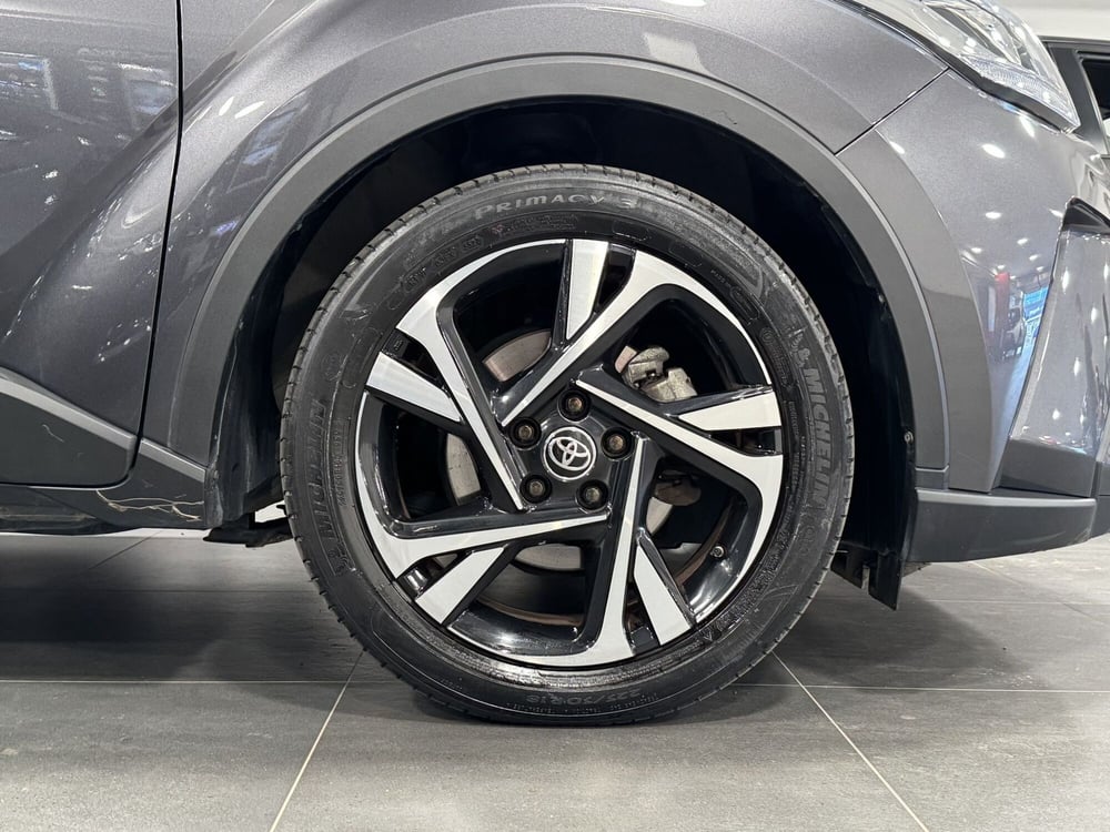 Toyota Toyota C-HR usata a Brescia (7)