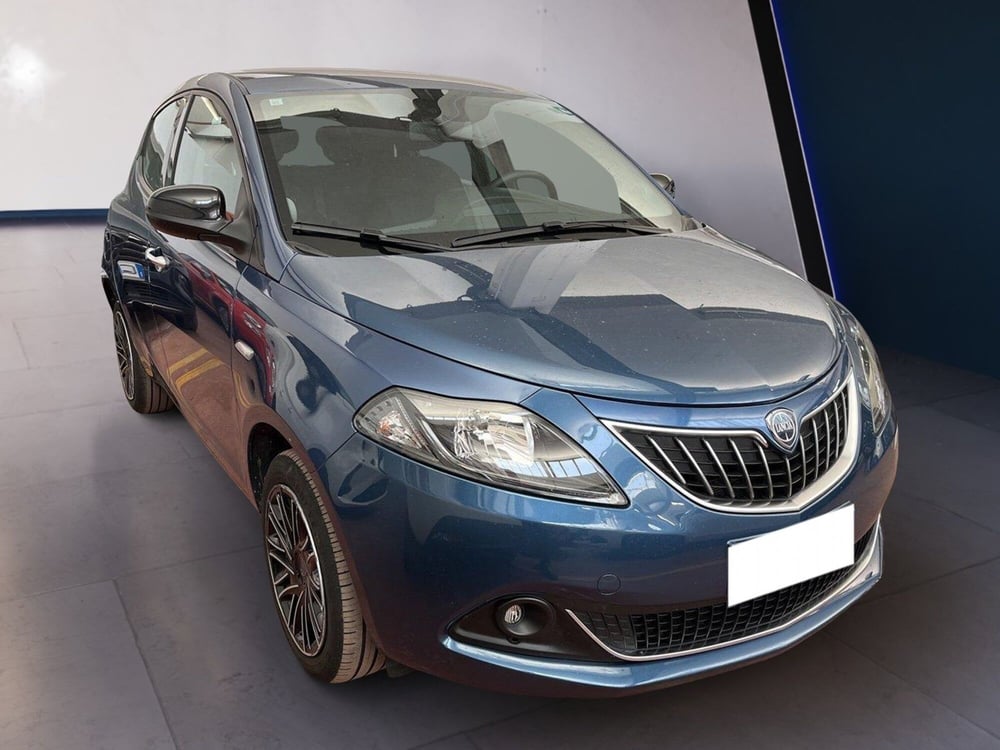 Lancia Ypsilon usata a Torino (3)