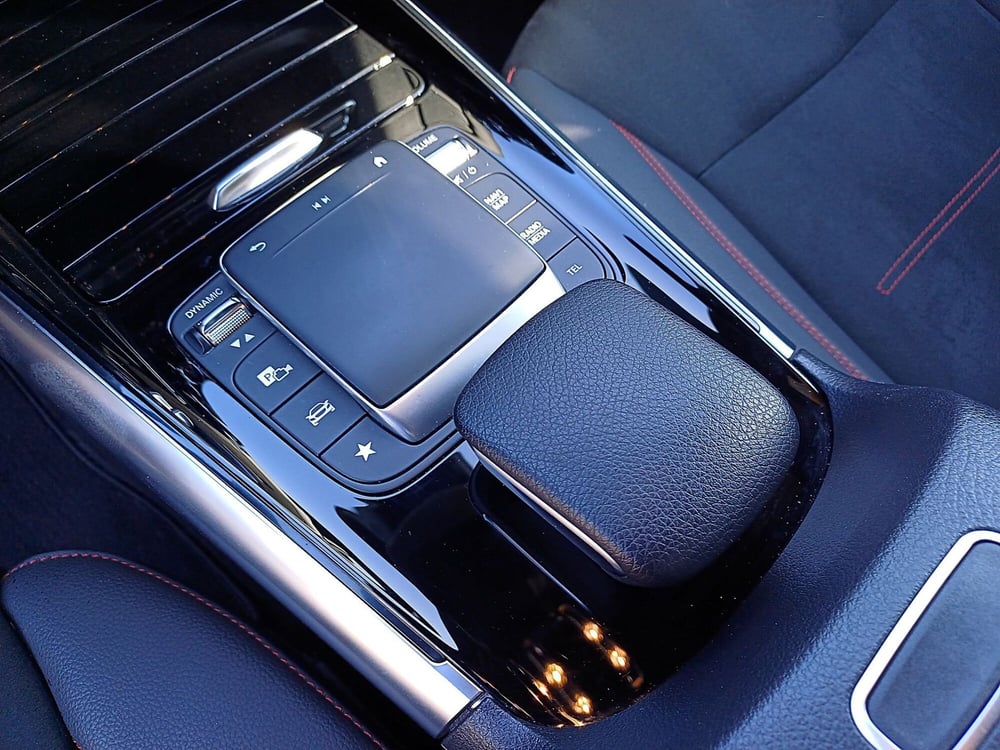 Mercedes-Benz GLA SUV usata  (10)
