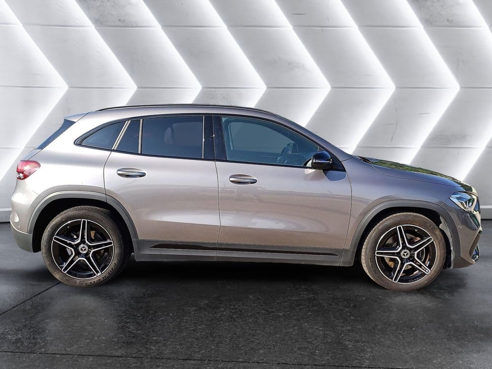 Mercedes-Benz GLA SUV usata  (5)