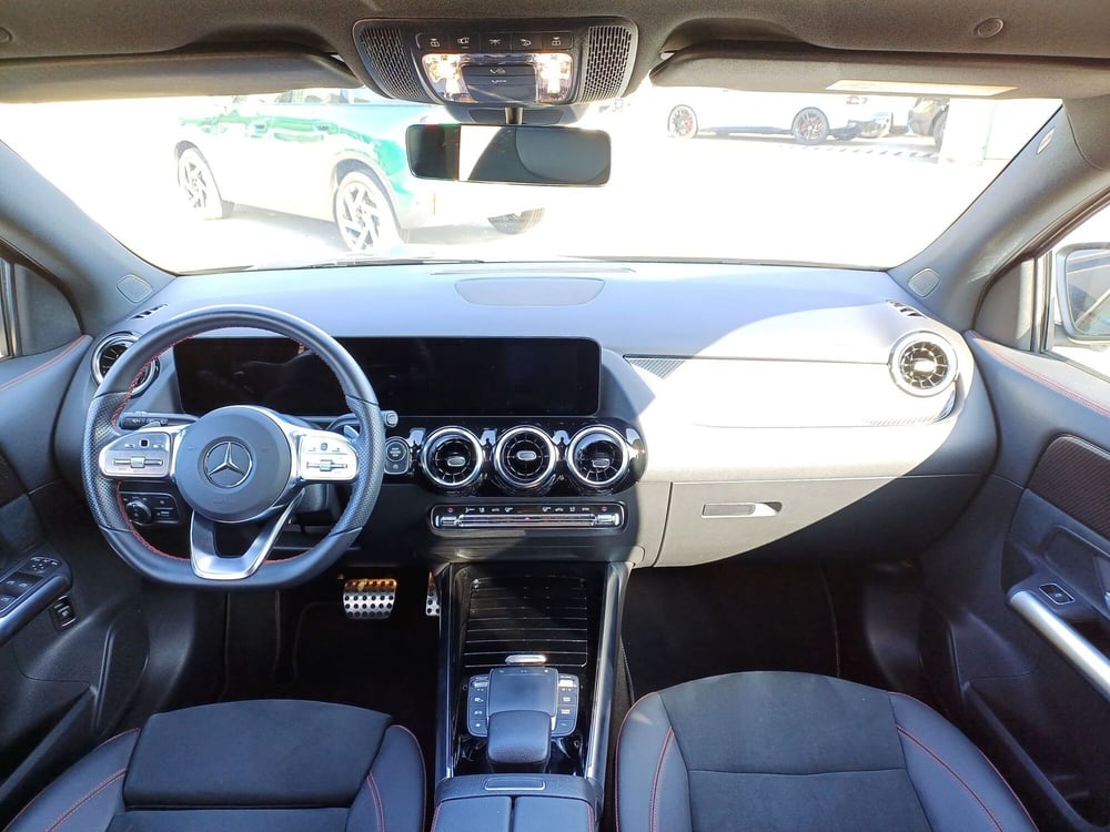 Mercedes-Benz GLA SUV usata  (8)